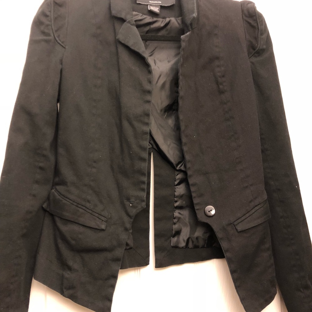 Akira padded shoulder blazer